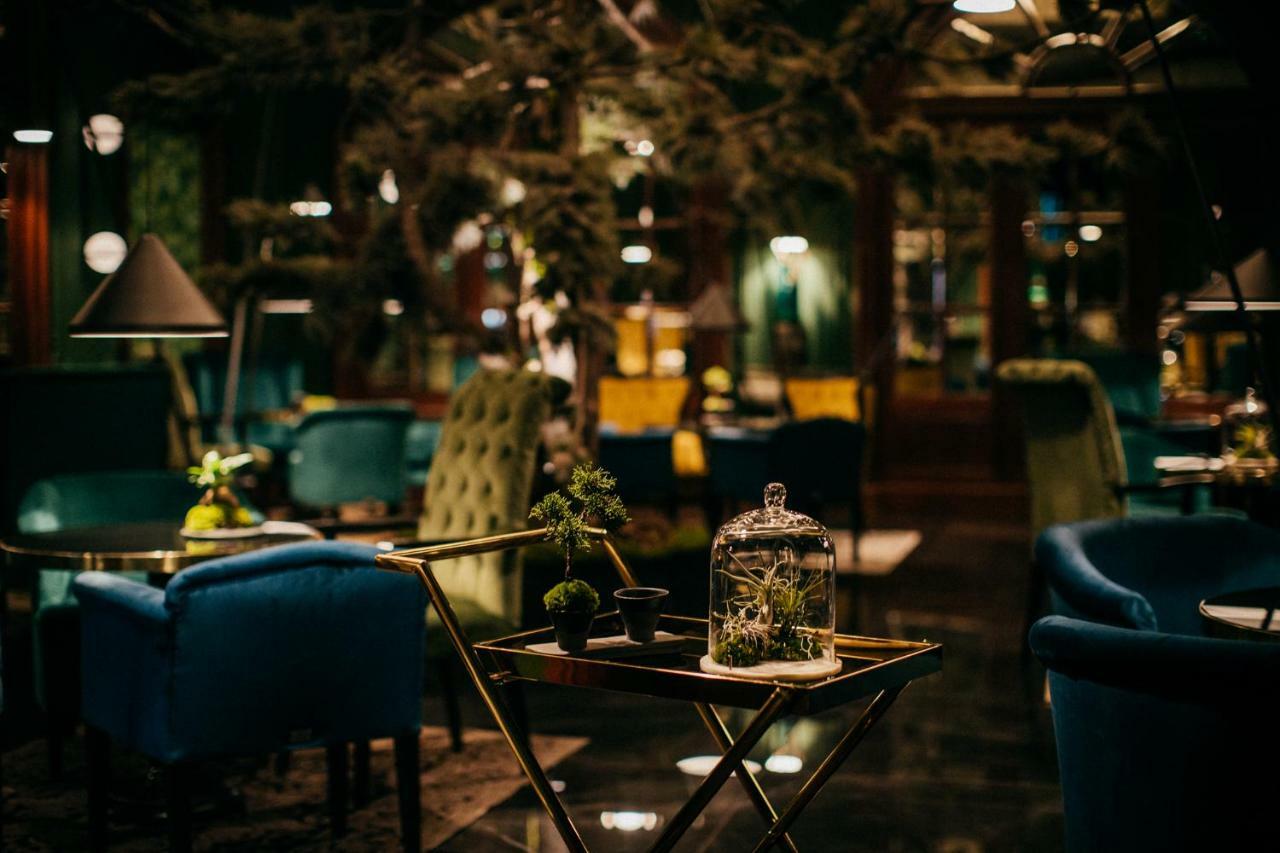 Hotel Radisson Blu Carlton Hotel, 4*