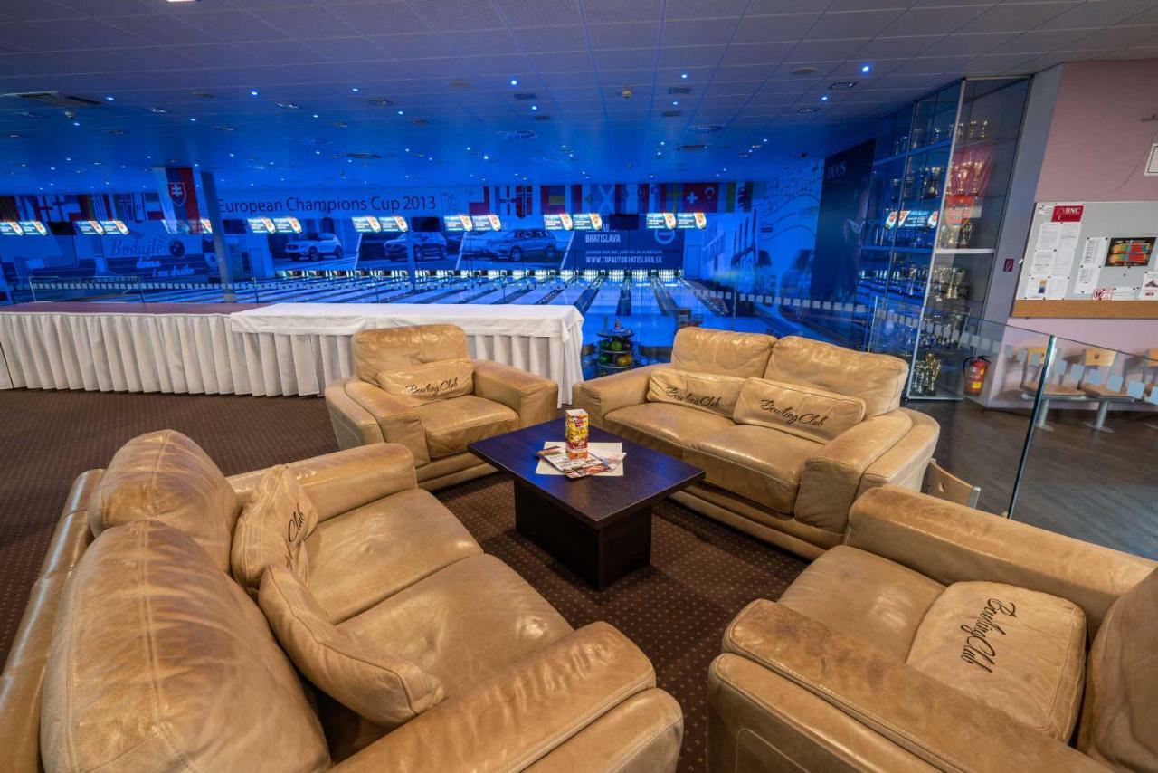 Bnc - Restaurant - Bowling Hotel Bratislava