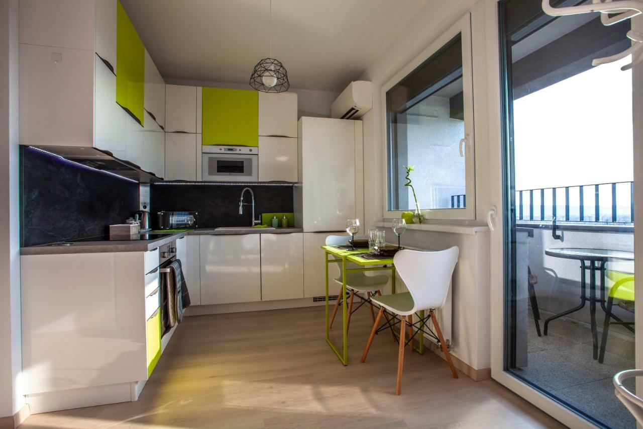 Air-conditioned View 24h Check-in Apartment Bratislava