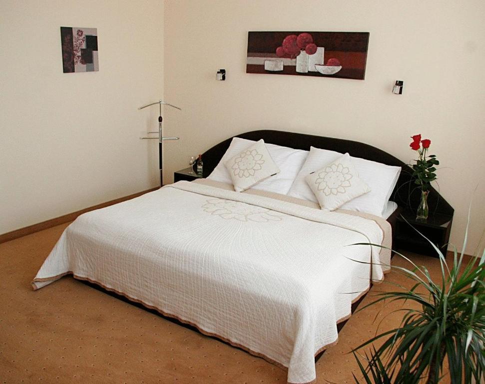 Medium Hotel 4*