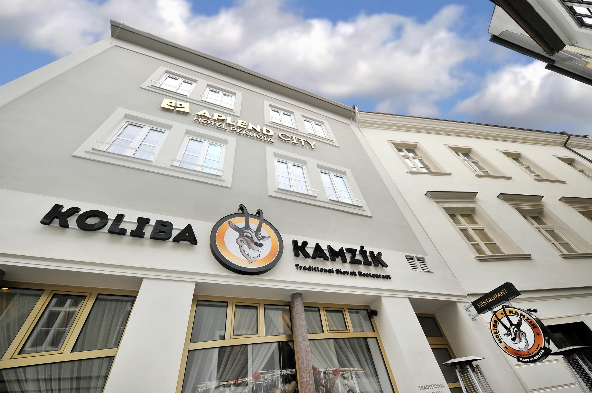 Aplend City Laurinska 11 *