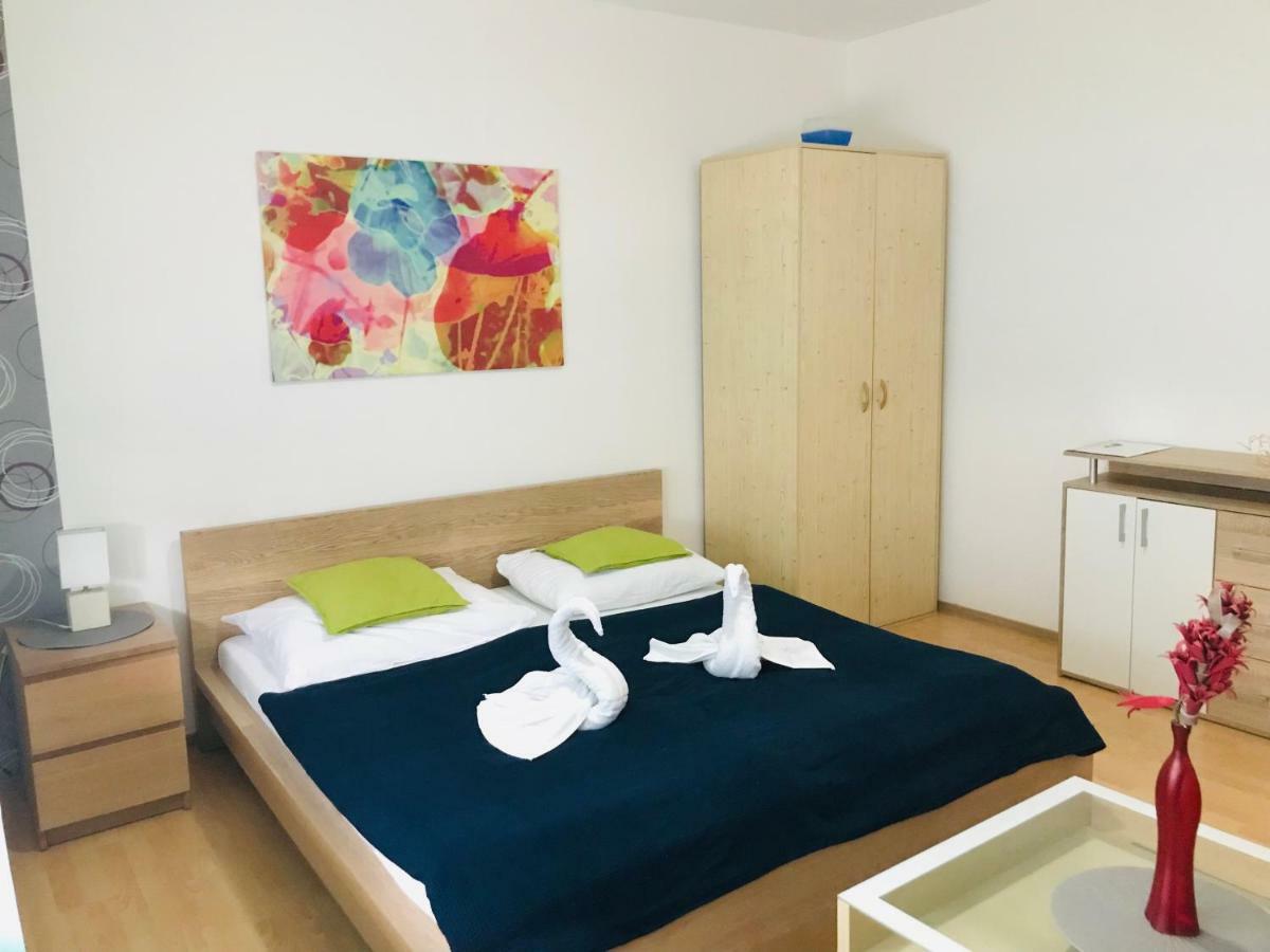 Orlan Hotel 2*