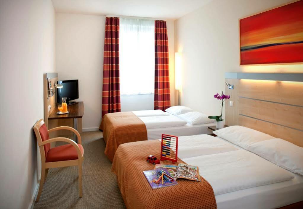 Vienna House Easy By Wyndham Hotel