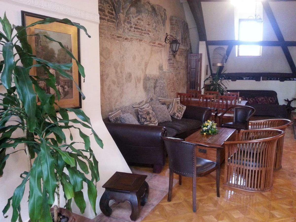 Downtown Apartment