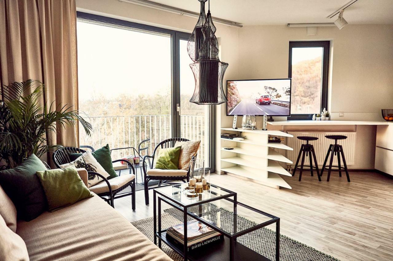 Forest Park By Zoom Apartment