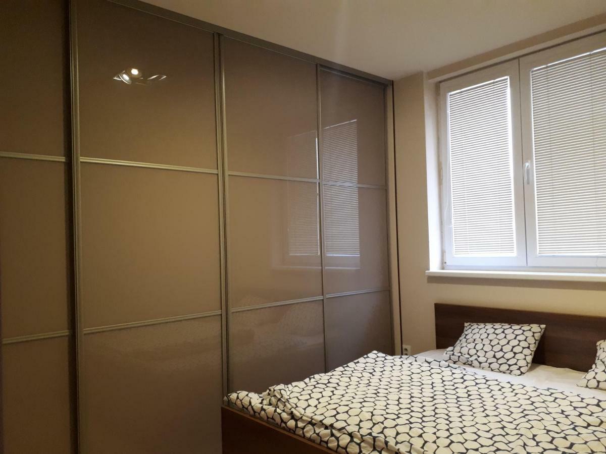 Apartment Utulny V 15 Bratislava