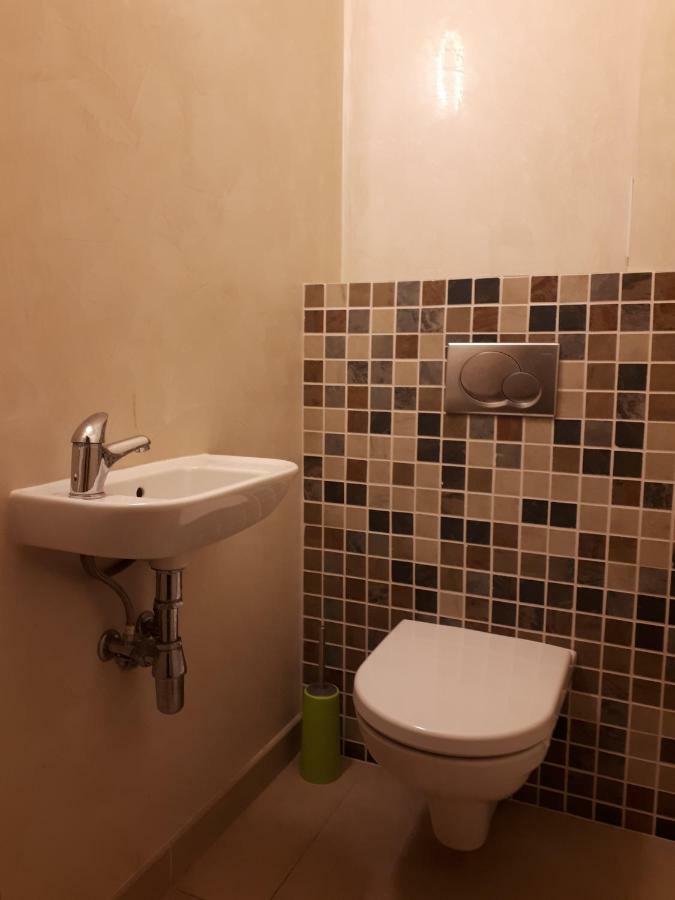 Utulny V 15 Apartment Bratislava