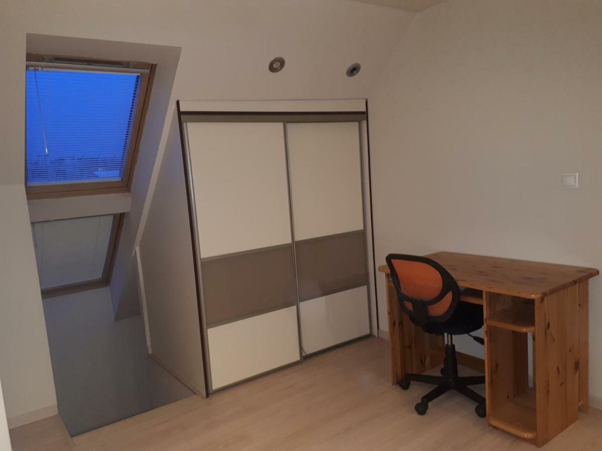 Apartment Utulny V 15 Bratislava