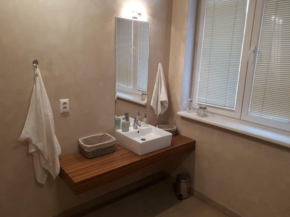 Utulny V 15 Apartment Bratislava