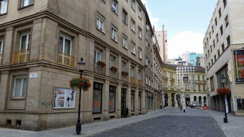Manderla Bratislava Bratislava