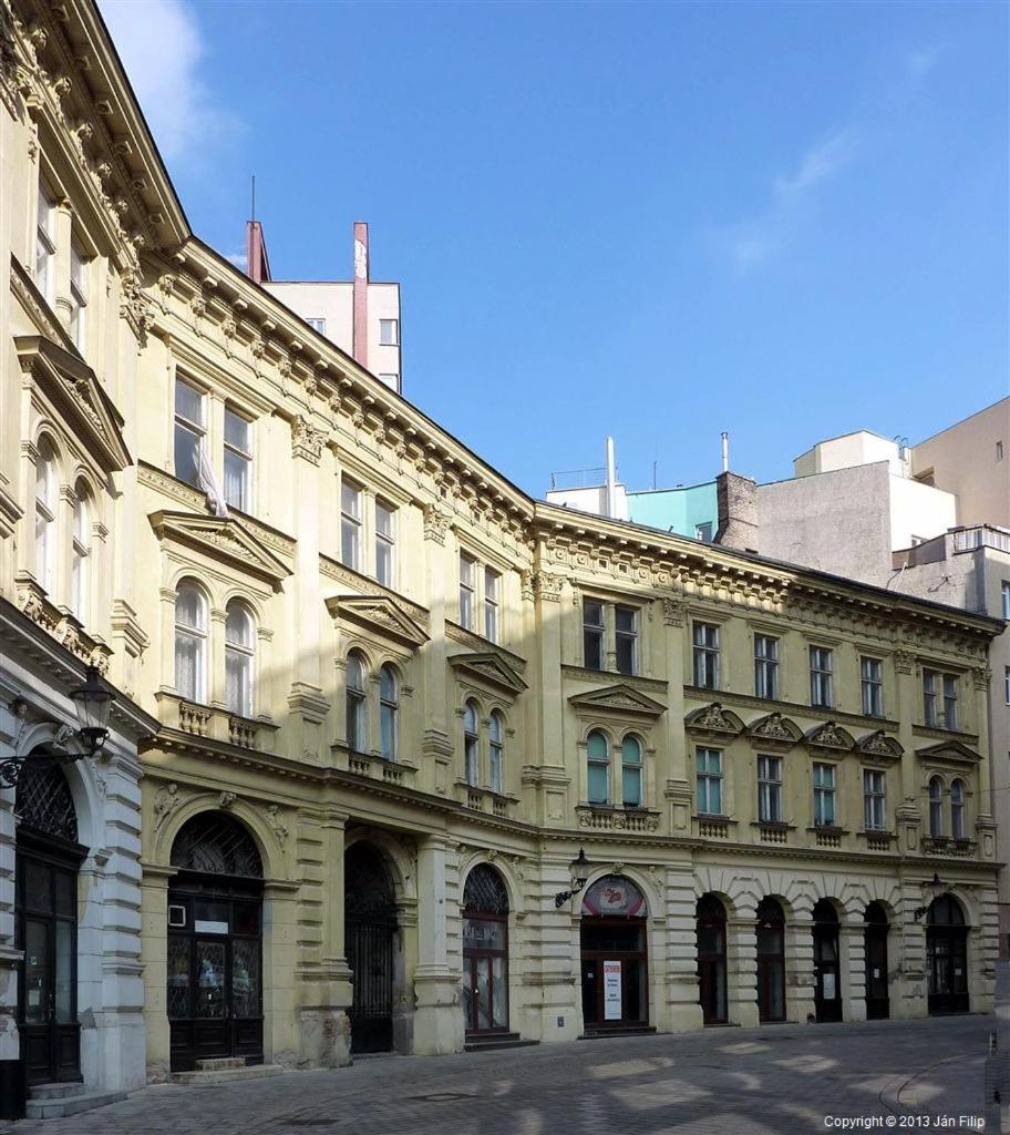 Manderla Bratislava *