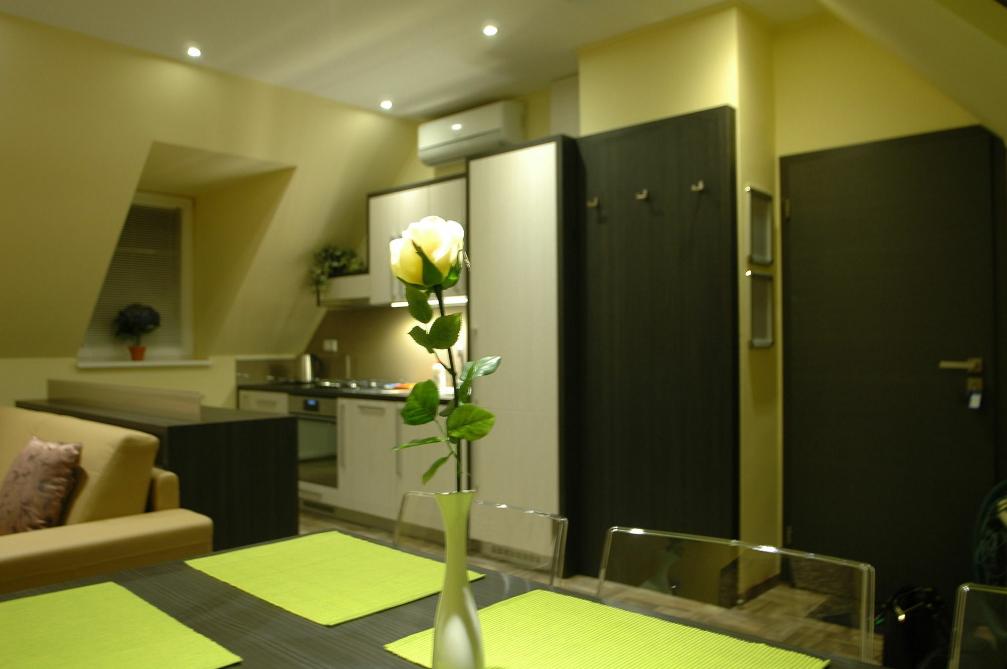 Apartment Apartments Viktor