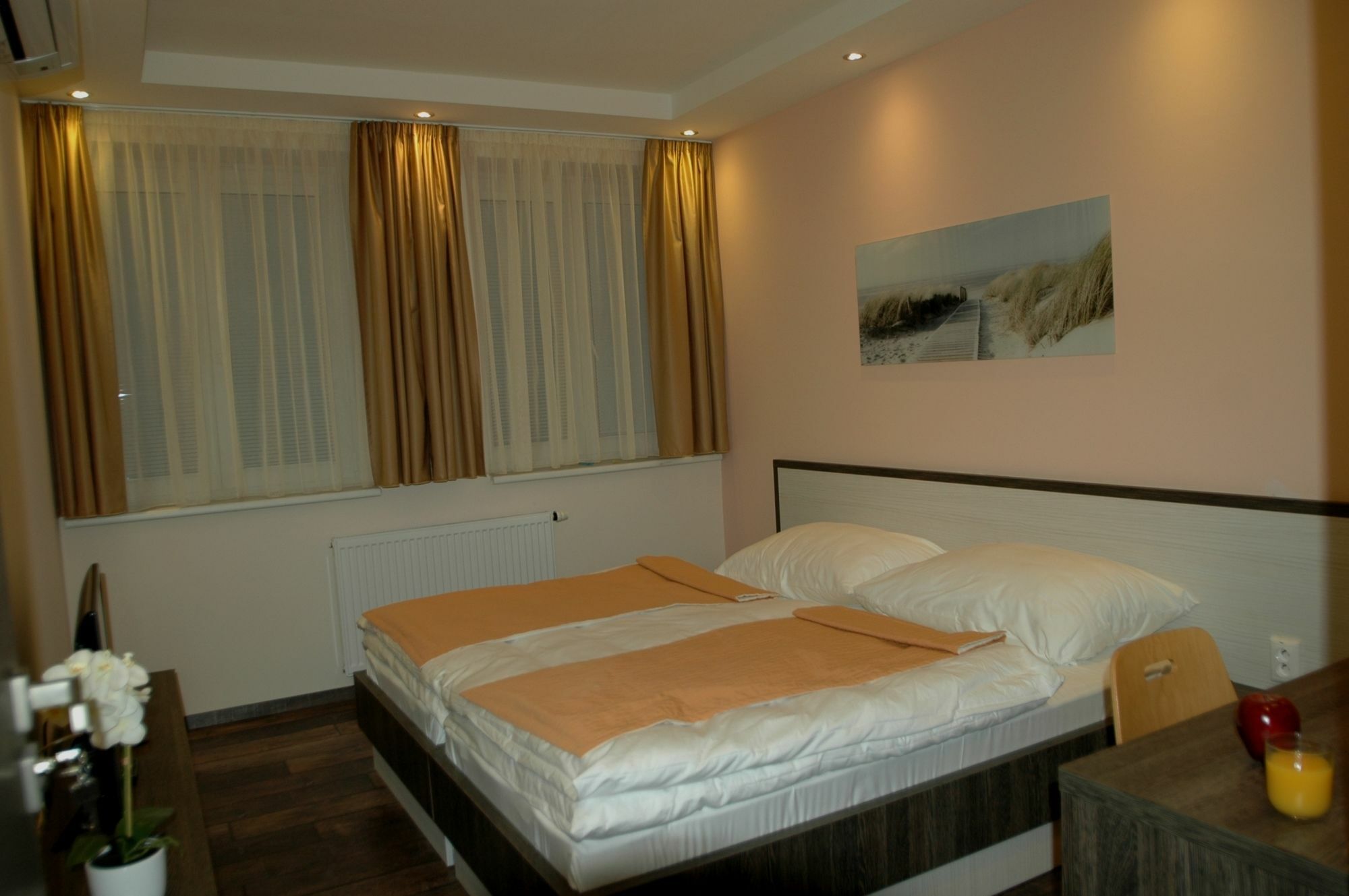 Apartment Apartments Viktor