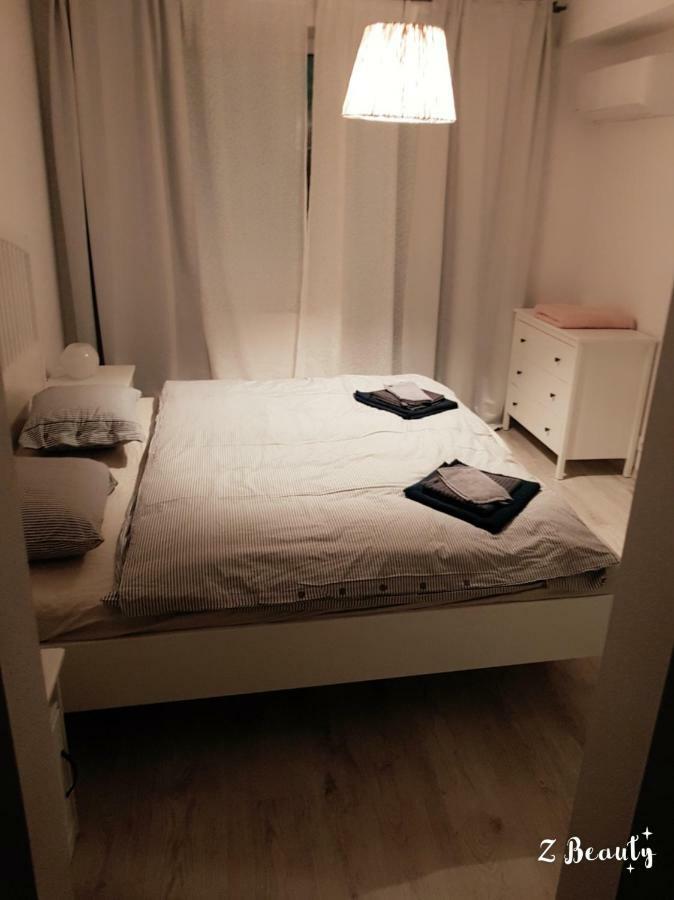 Udernicka 2 Apartman *