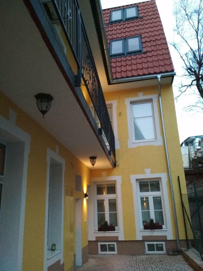 33/c Obchodna, Apartment *