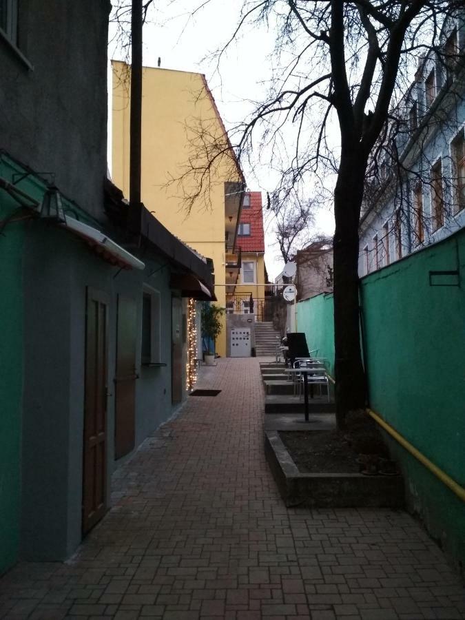 33/c Obchodna, * Bratislava