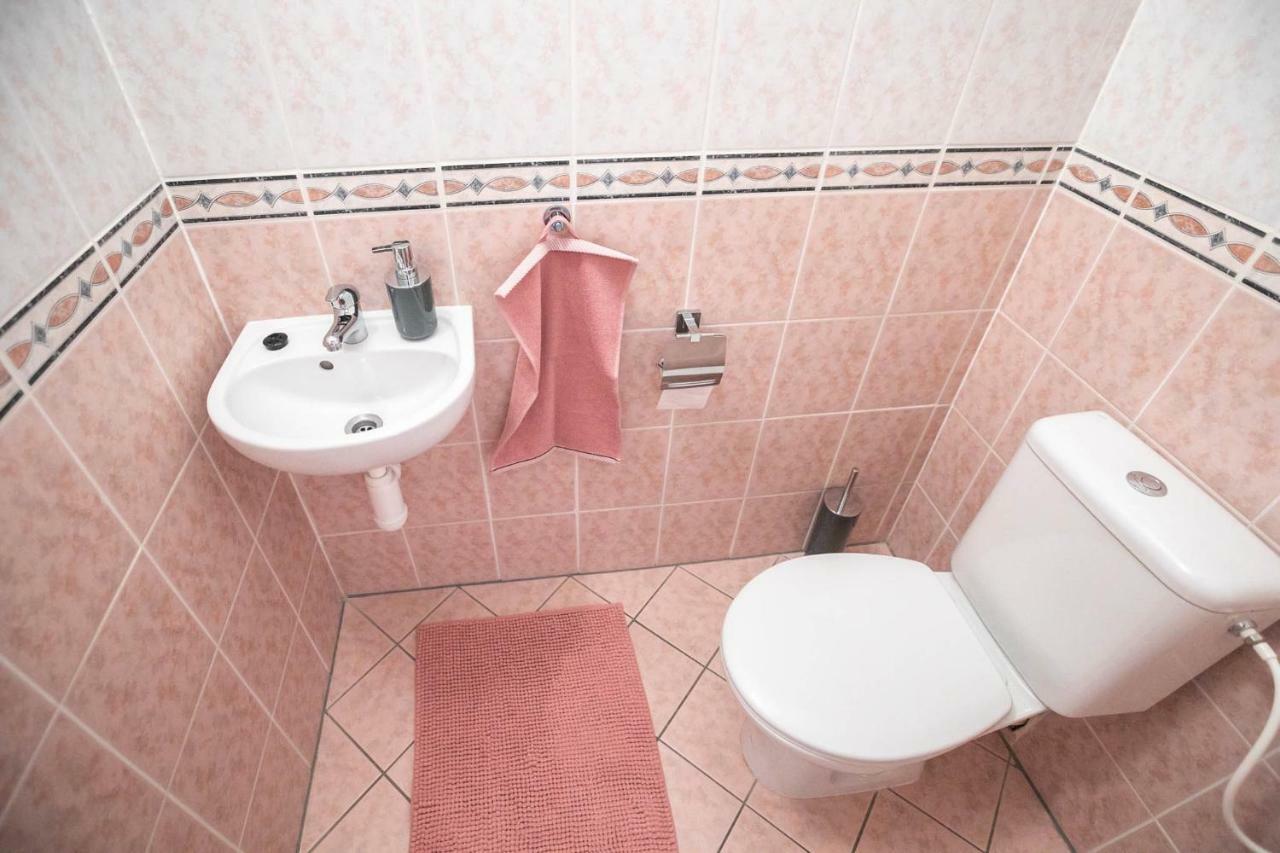 Spacious In The Old Town Of Apartment *