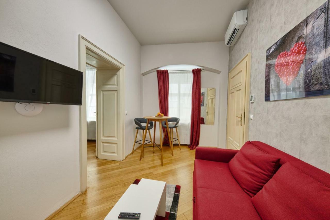 Aparthotel Aapartamentoos