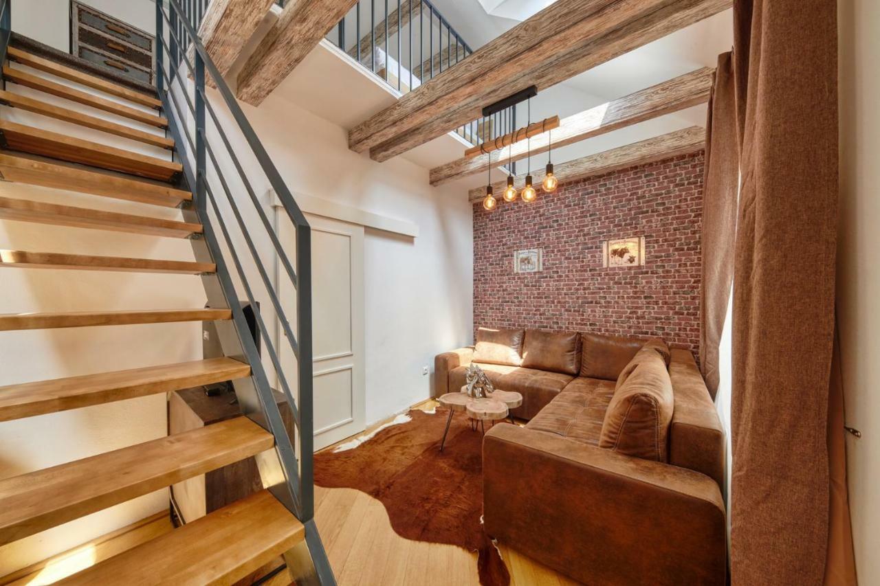 Aapartamentoos Aparthotel 4*