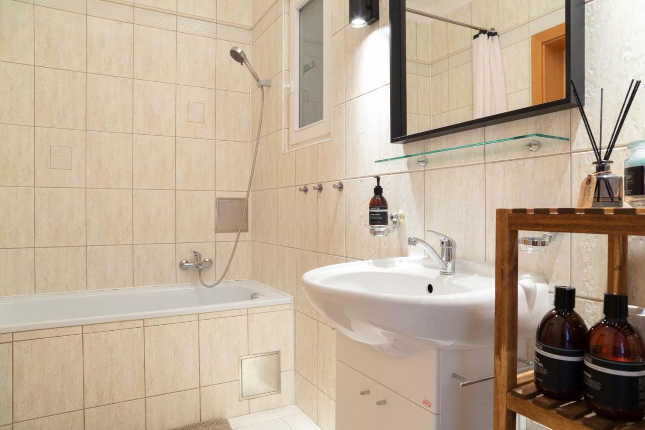 Apartment Feel Like At Strakova - Hearth Of The City Center *