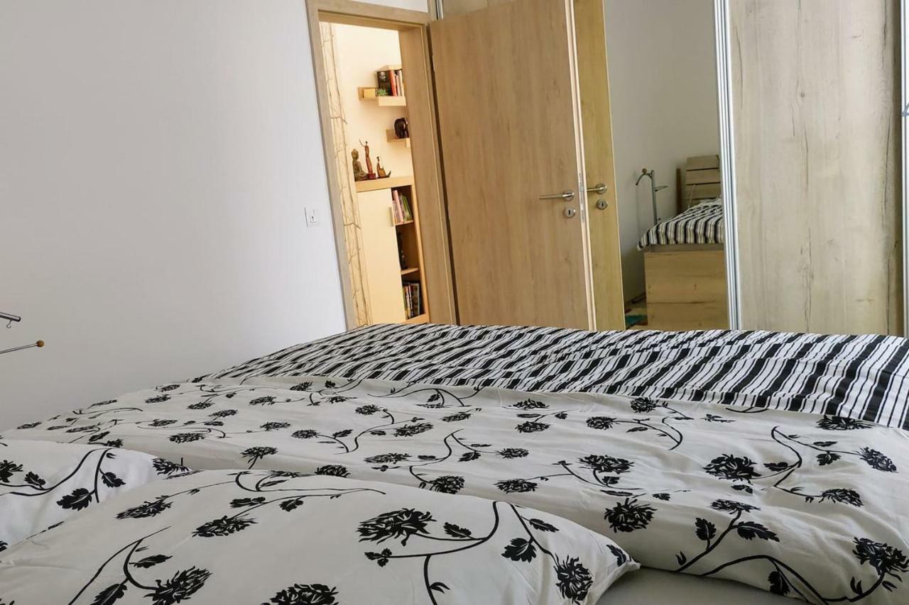 Newly Built Bachelor Pad In Outer City Center Bratislava