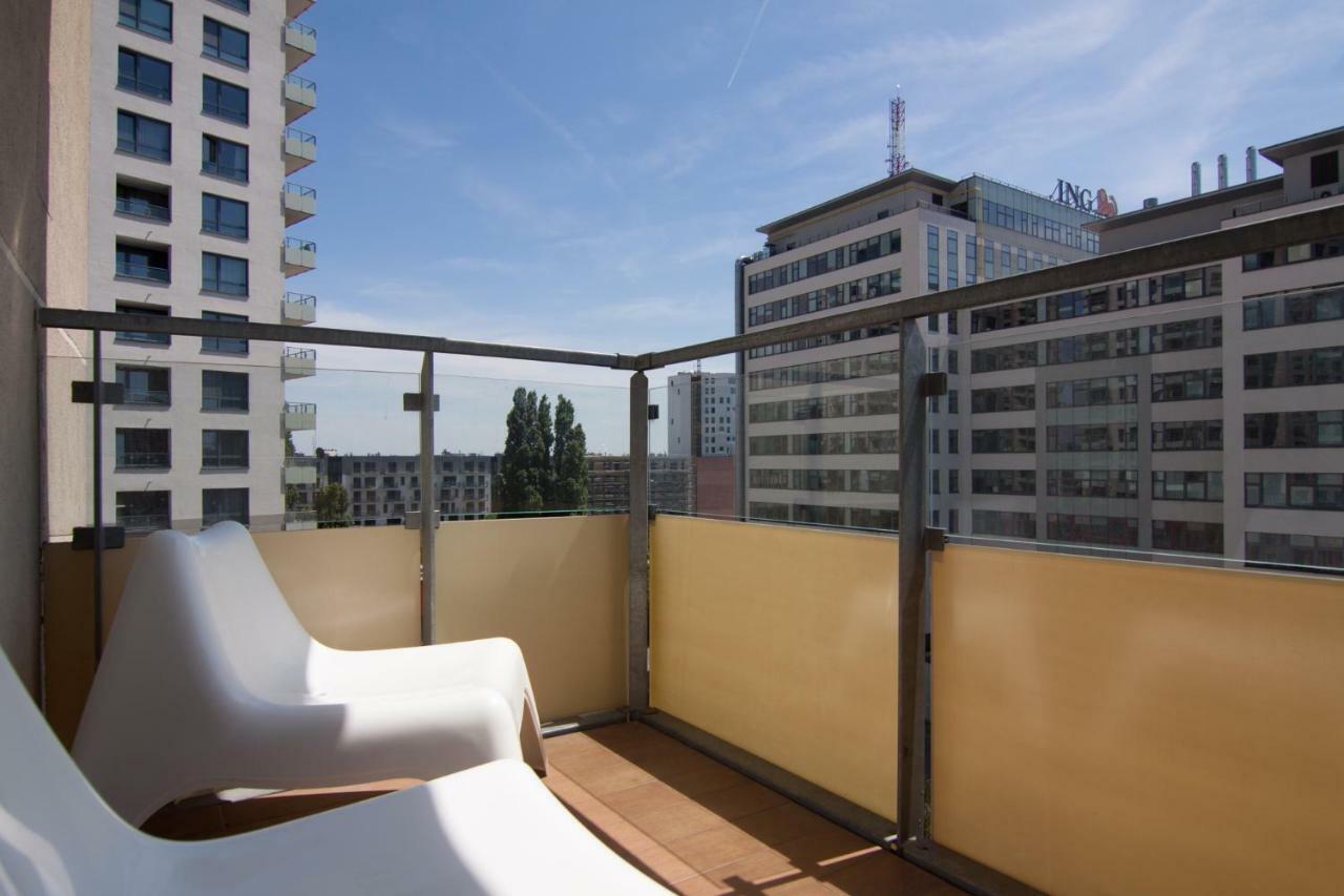 Apollo - Key-box - Free Parking Bratislava