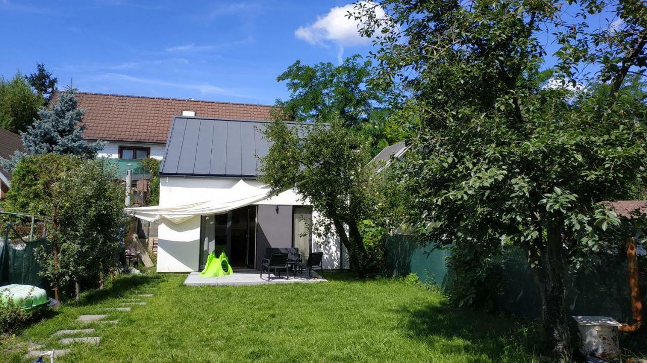 Holiday home Mm Garden