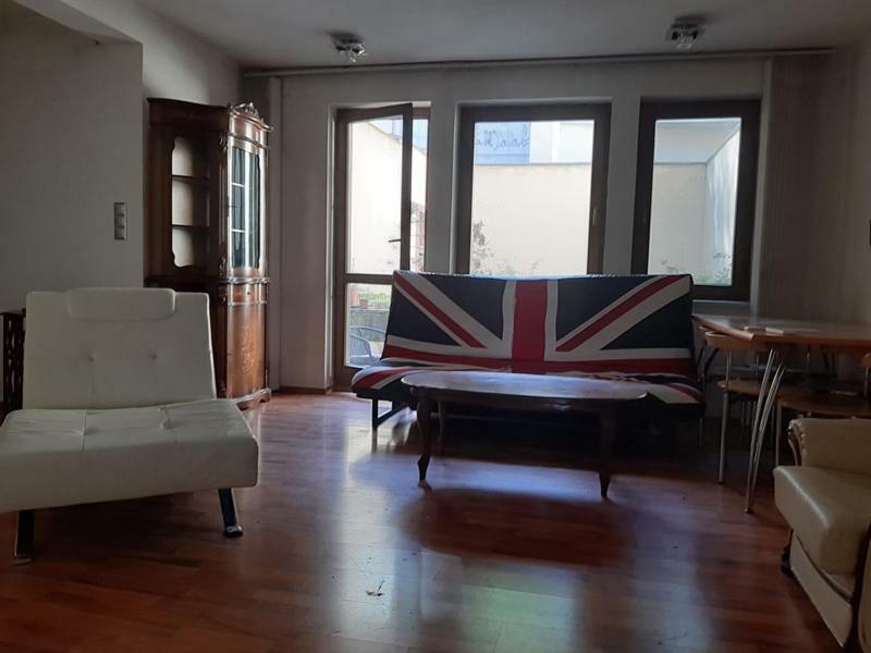 Apartment Pleasant Under The Castle