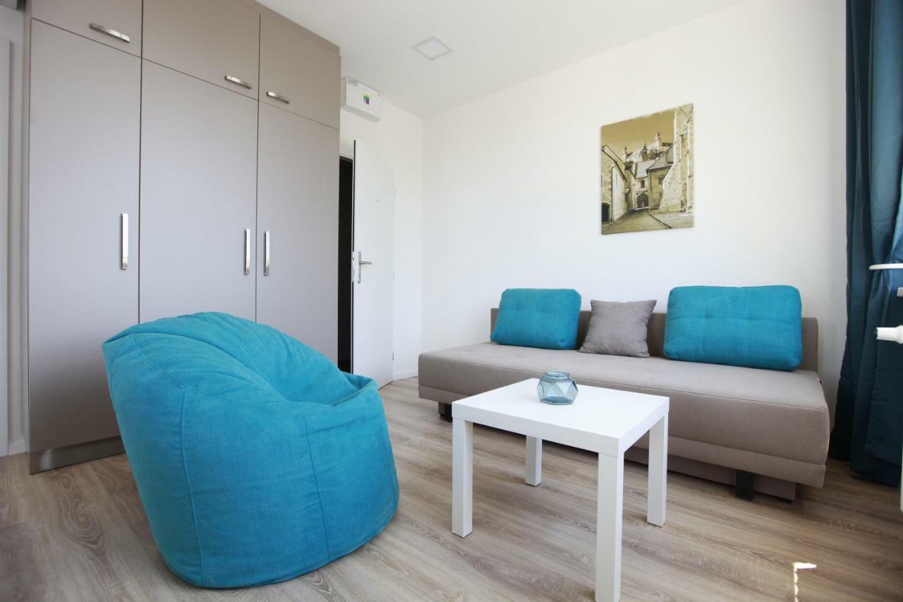 Apartment Center Place