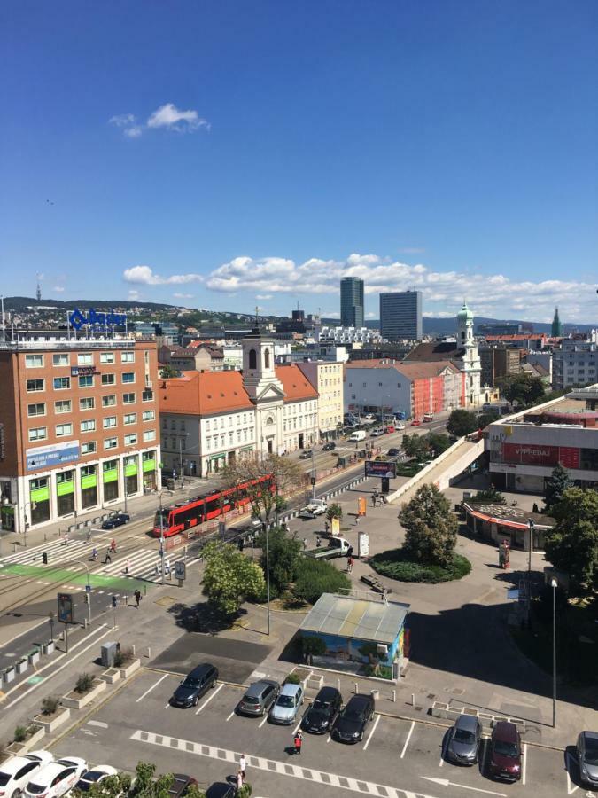 Center Place Apartment Bratislava