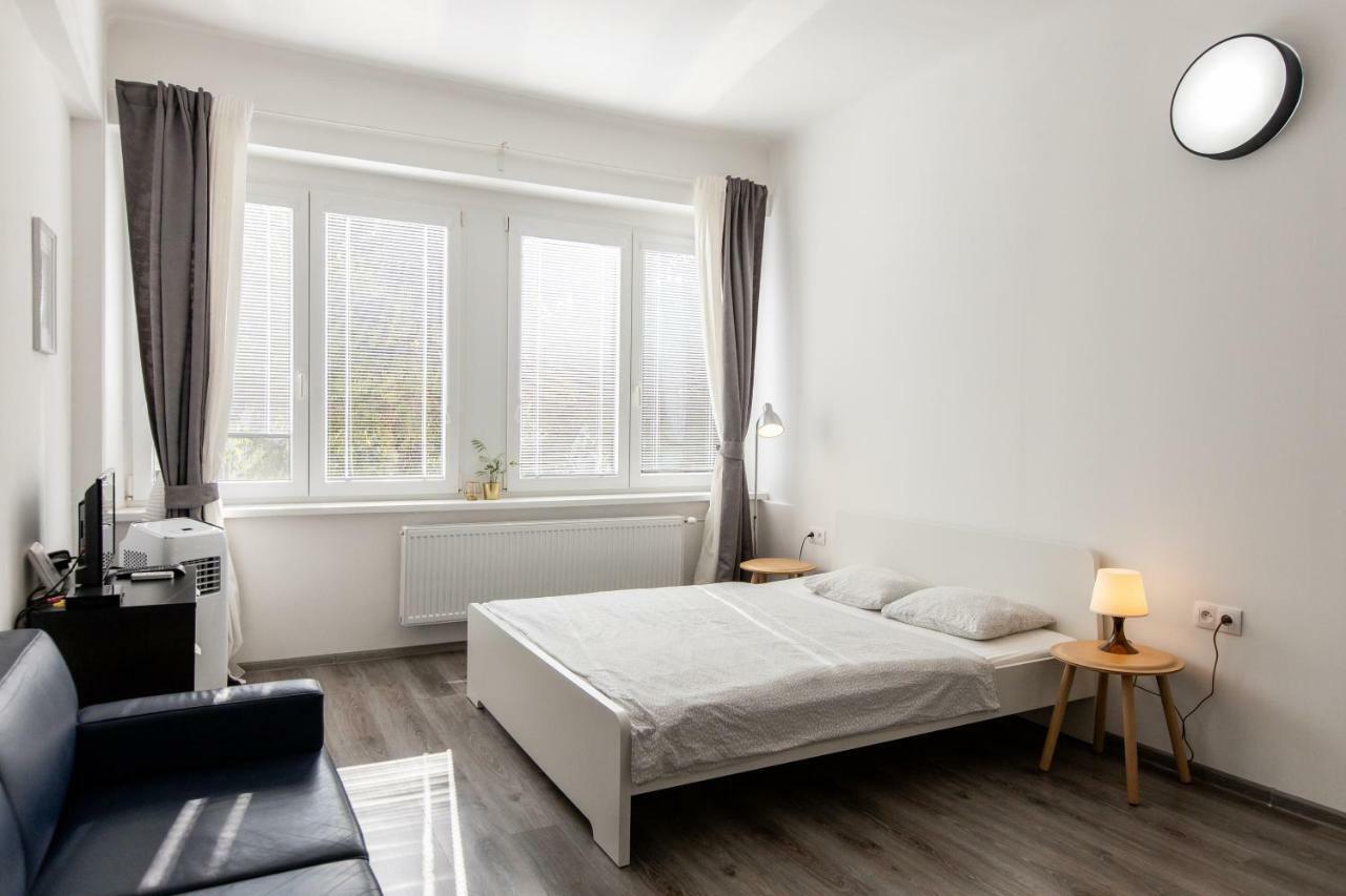 View Apartment *