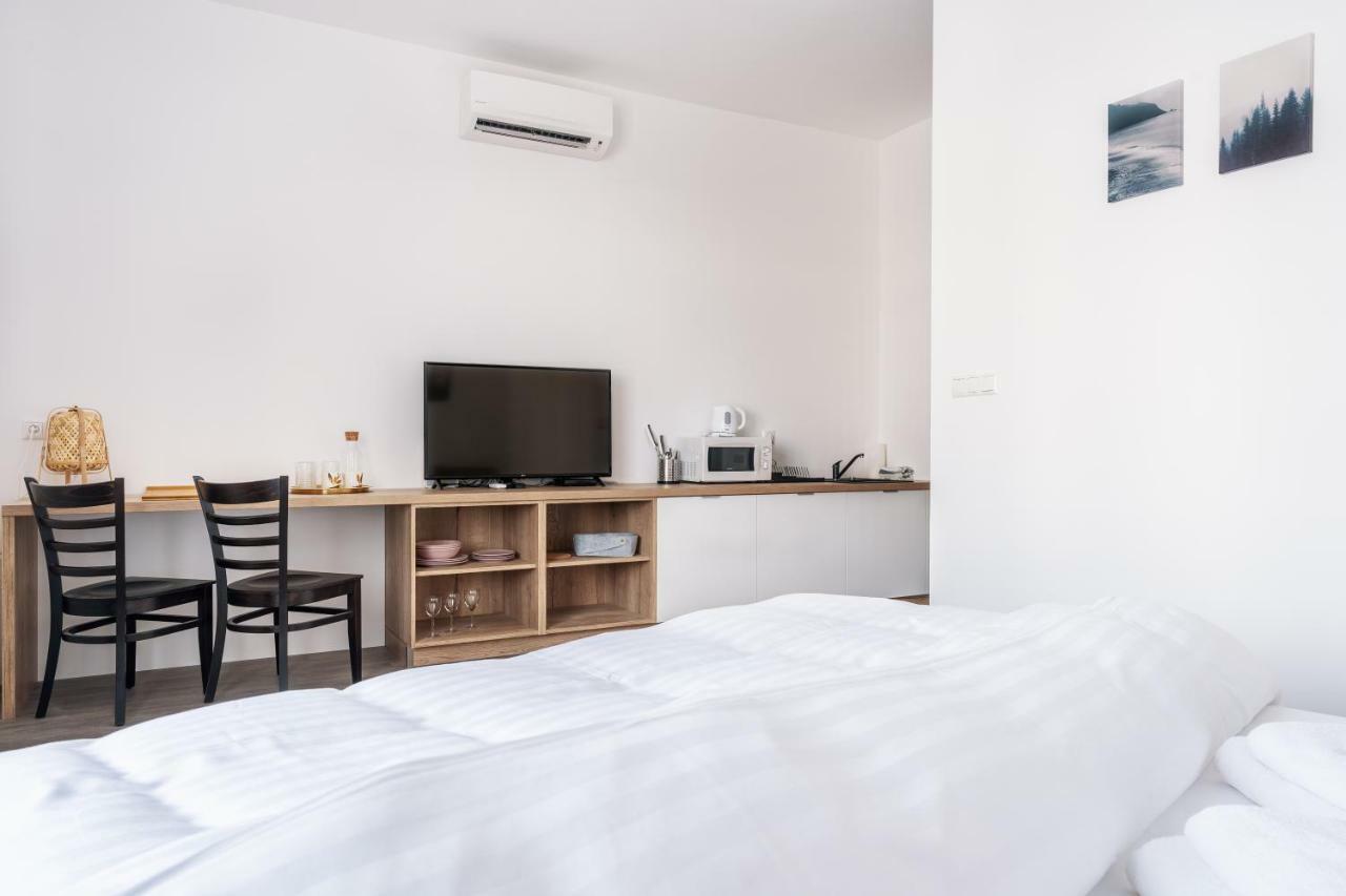 Self Check-In Apartments By Ambiente *
