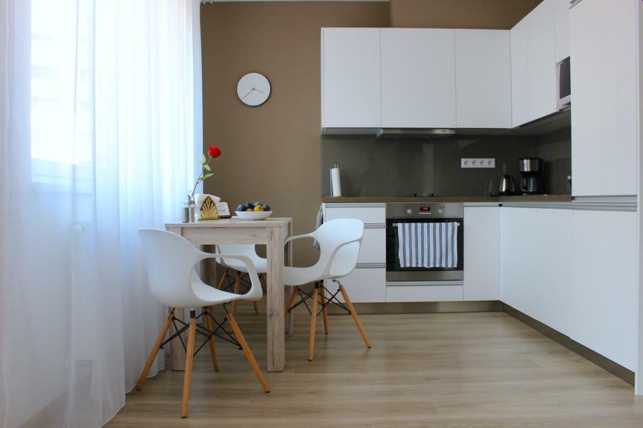 Little Romance In Apartment Bratislava