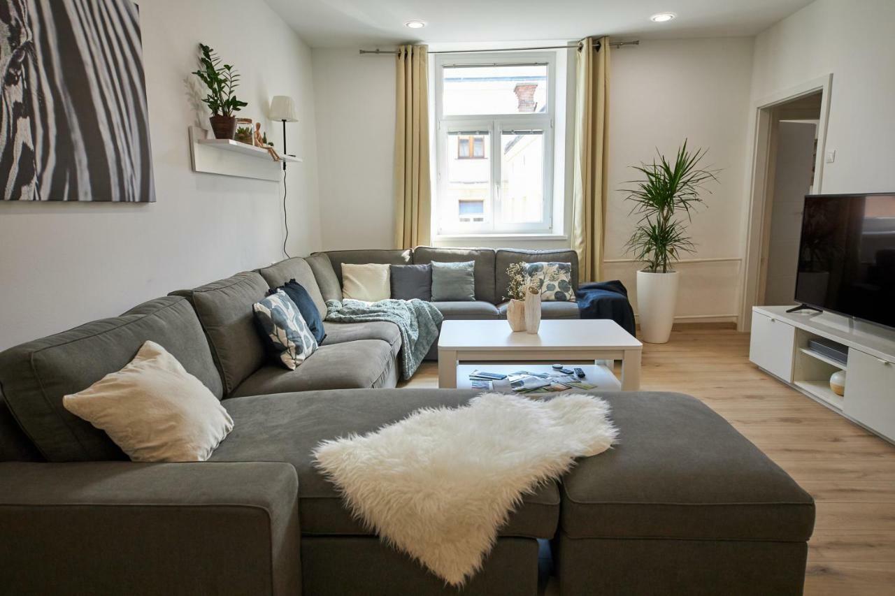 Le Monde - Amazing 5bdr In Downtown Pressburg