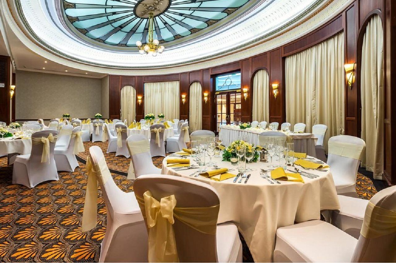 Radisson Blu Carlton Hotel, Hotel 4*