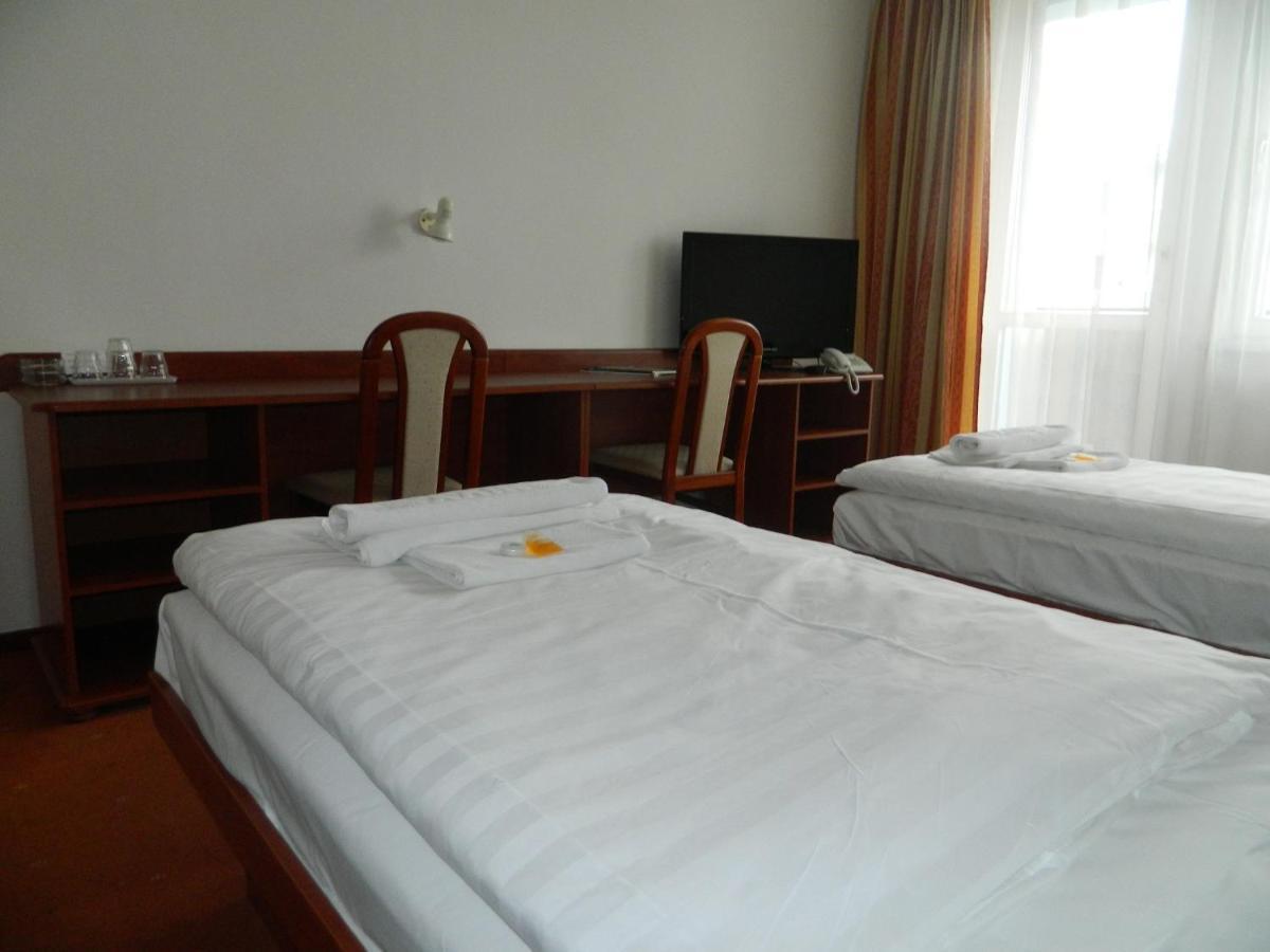 Nivy 3* Bratislava