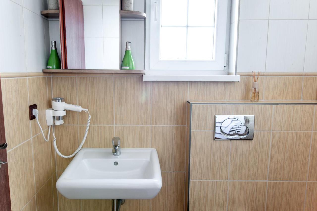 Bastion Bed & Breakfast 3*