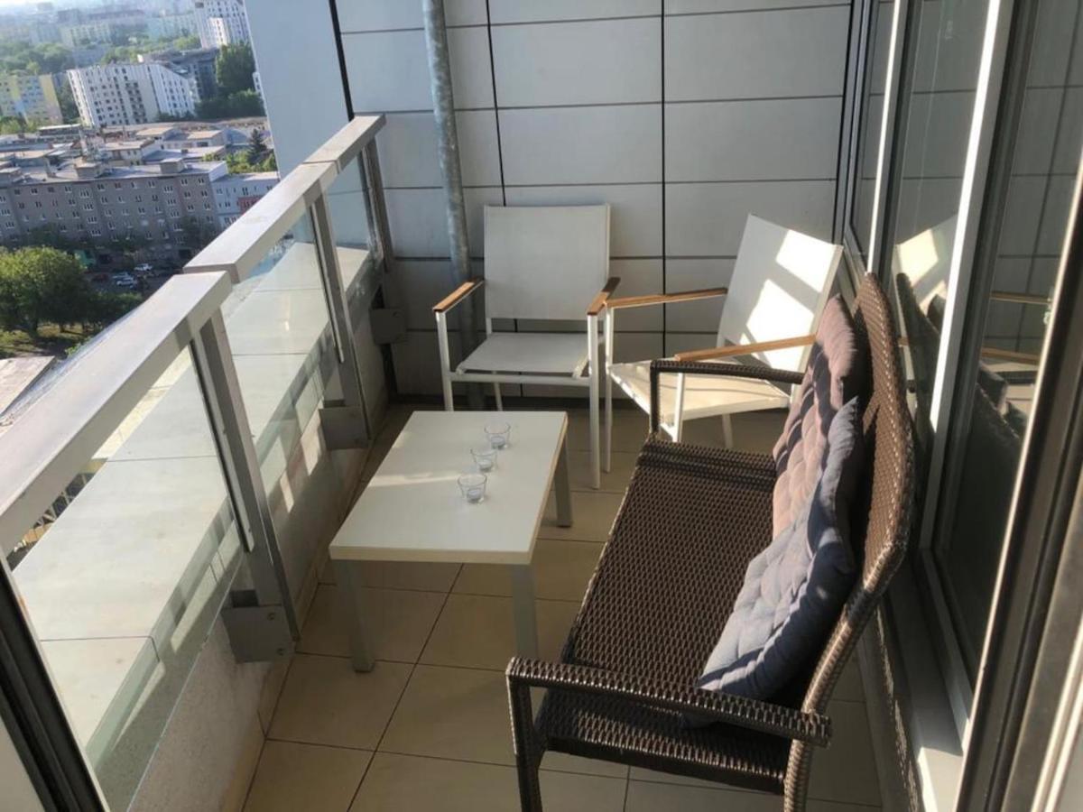 Juls Next To Football And Hockey Stadium Apartamento Bratislava