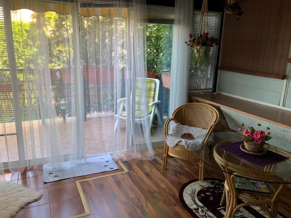 Terrace S 1 Spalnou Sofia-parking & Wifi Apartment *