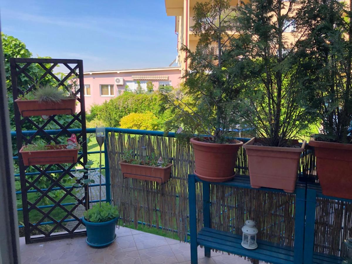 Terrace S 1 Spalnou Sofia-parking & Wifi