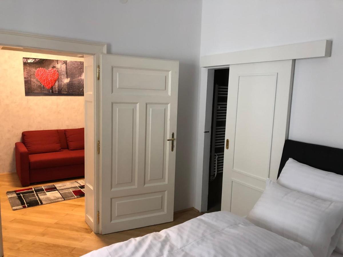 Aapartamentoos Aparthotel Bratislava