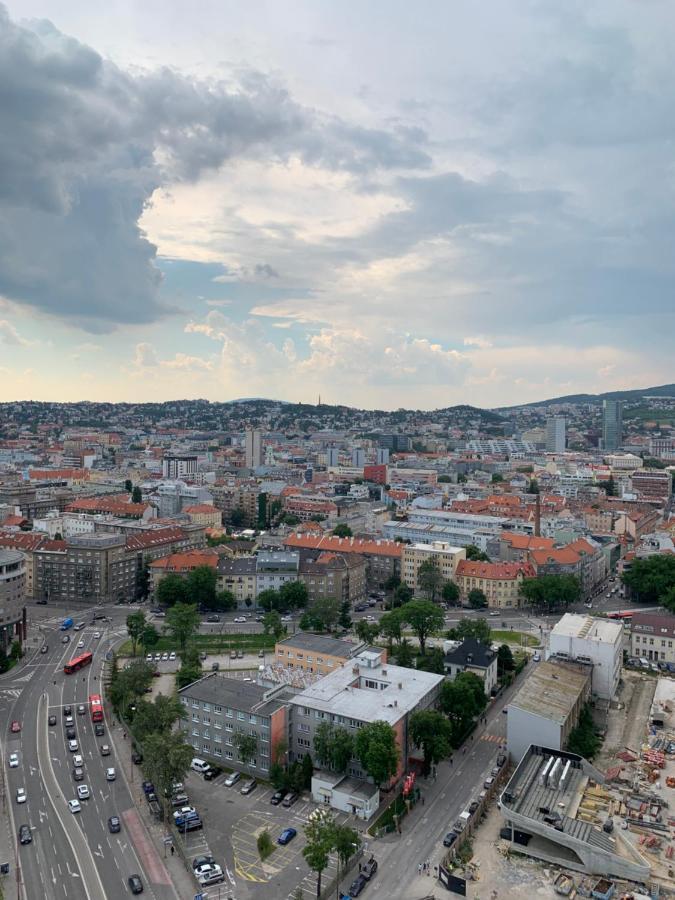 In Panorama On 25th Floor - Amazing View Close To Old Town Apartment Pressburg