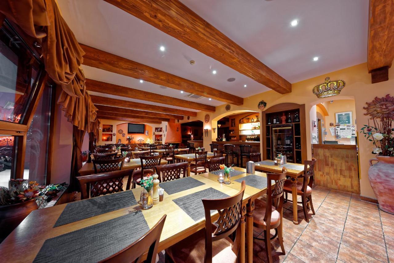 Hotel Max Pressburg