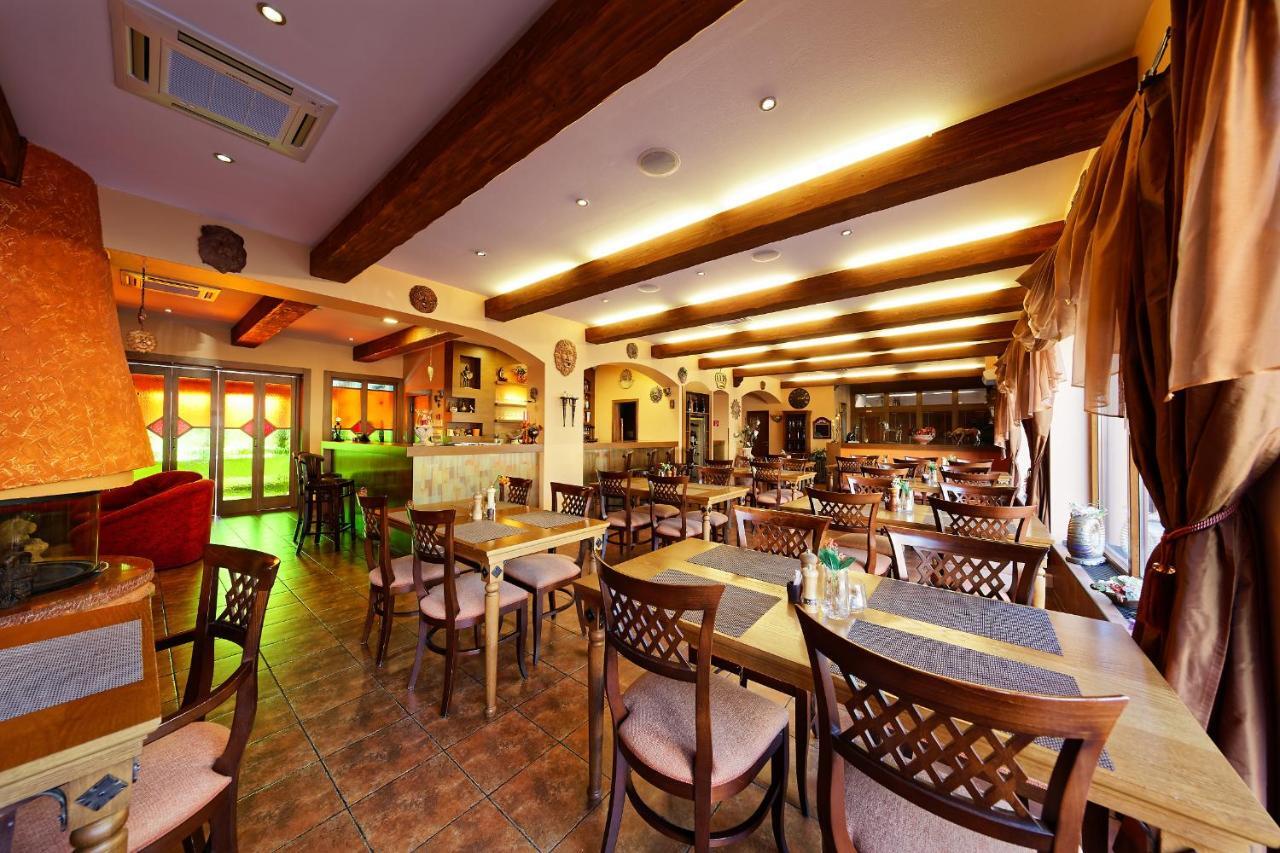 Hotel Max 3*
