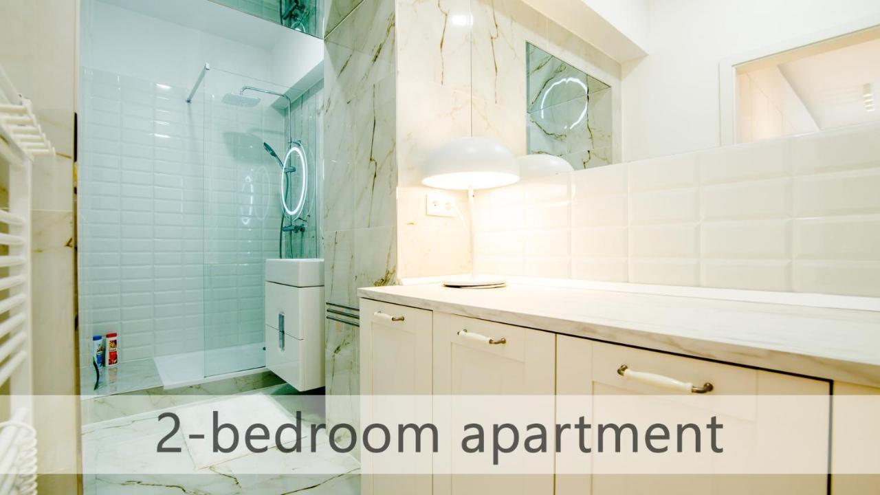 Apartment White With Ac By Kovee *
