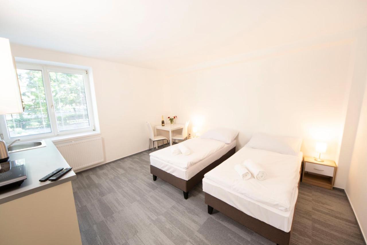 Khách sạn hẻo lánh Blue 3*