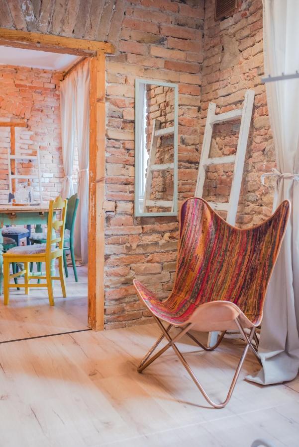 Appartamento At The Folklore Bratislava