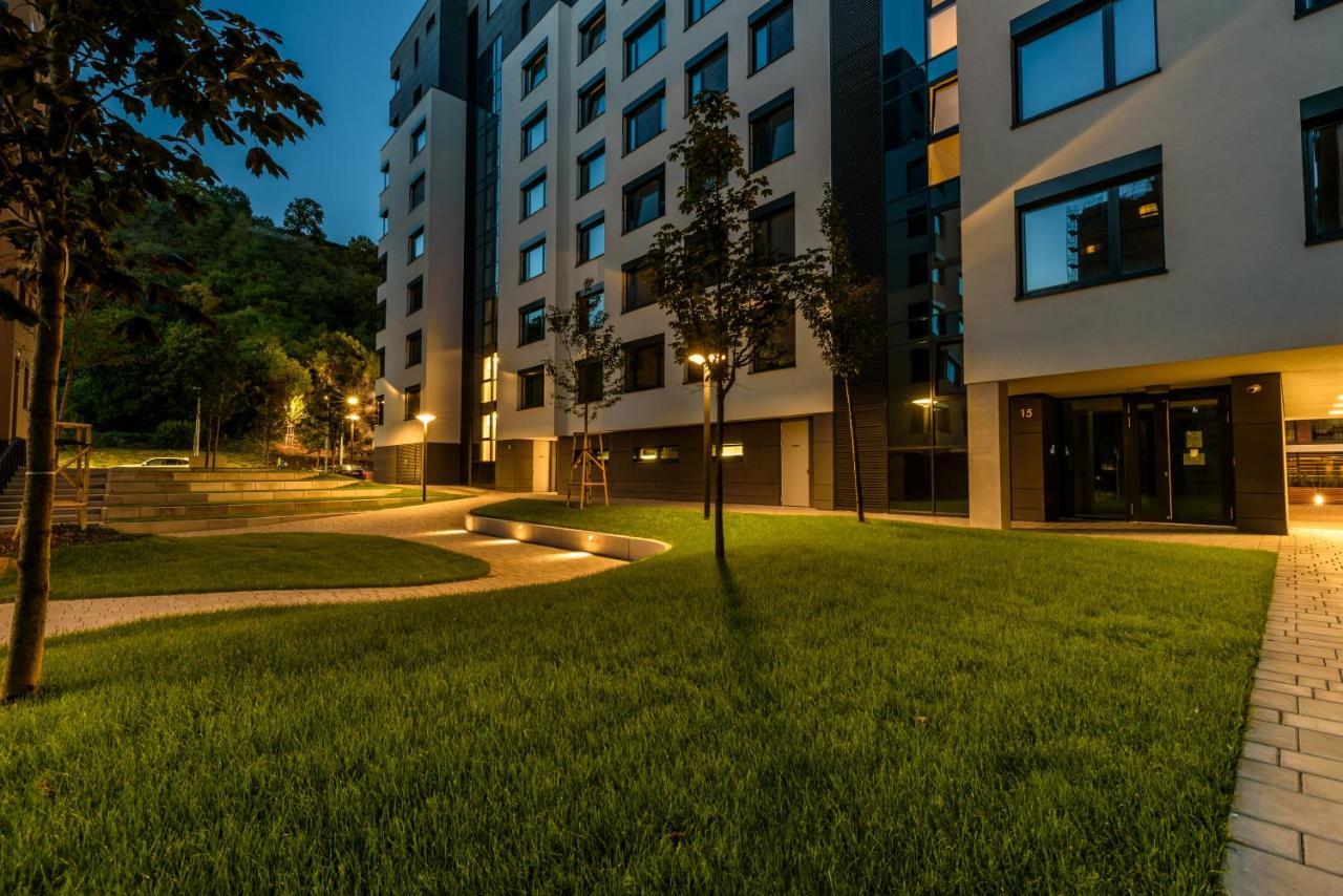 Center, River Front, Private Parking Included *