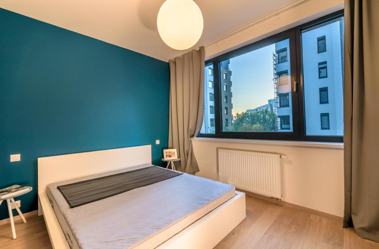 Center, River Front, Private Parking Included *