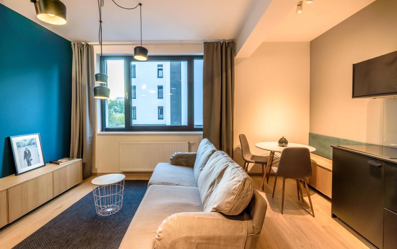 Apartment Center, River Front, Private Parking Included *